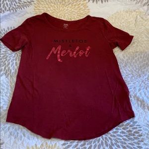 Old Navy relaxed tee Mistletoe and merlot SZ SM